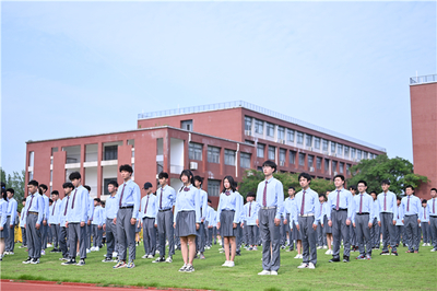 考不上高中怎么办？武汉新华考前择校咨询周为你指点迷津